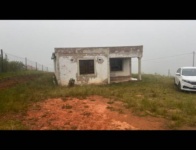 5 BEDROOM FREESTANDING FOR SALE IN EMASWAZINI